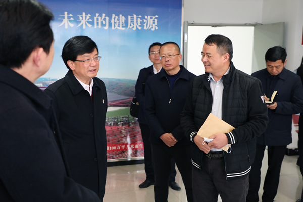 爱尔发虾青素,爱尔发虾青素基地,爱尔发虾青素产品,爱尔发,虾青素,云南虾青素,国产虾青素,虾青素用途,云南虾青素品牌,云南虾青素基地,雨生红球藻,杨斌,楚雄州委书记,楚雄州