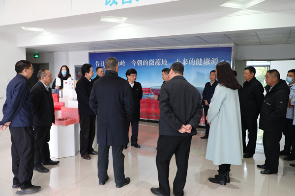 爱尔发虾青素,爱尔发虾青素基地,爱尔发虾青素产品,爱尔发,虾青素,云南虾青素,国产虾青素,虾青素用途,云南虾青素品牌,云南虾青素基地,雨生红球藻,杨斌,楚雄州委书记,楚雄州