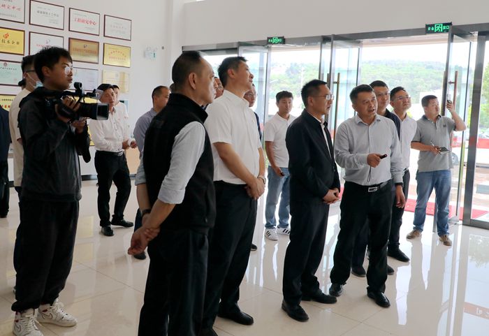 云南爱尔康,爱尔康,爱尔发,虾青素,雨生红球藻,张文旺,楚雄